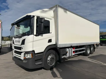 Vervoerder Vrachtwagen Scania P360 in Vena Oostenrijk